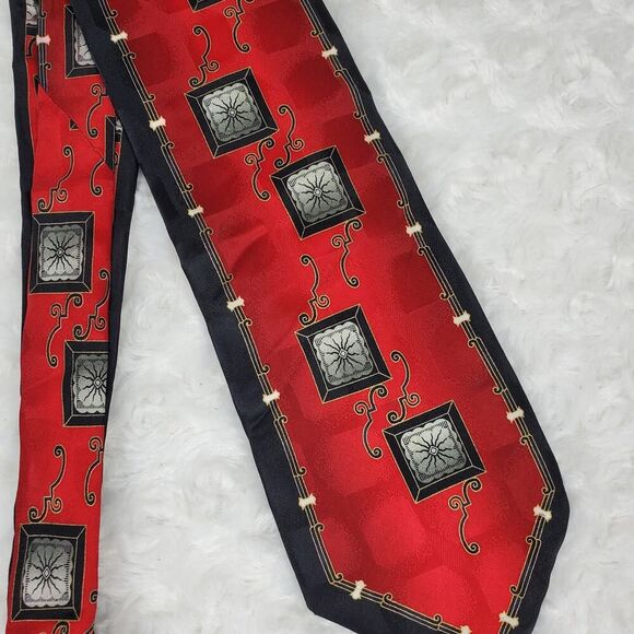 Ottimo Uomo Silk Tie & Pocket Square Set Red Print - Picture 4 of 9